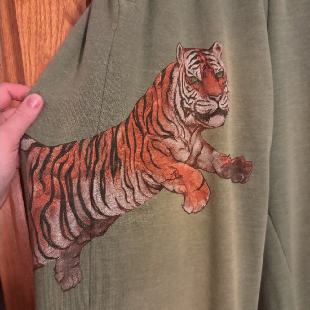 Aviator Nation Faded Green Sweatpants with Tiger Print XL